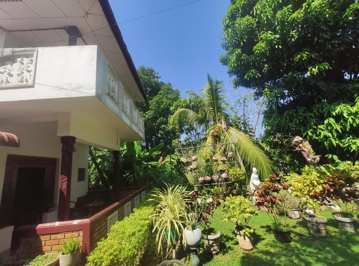 Bird House Homestays Tangalle Exterior photo